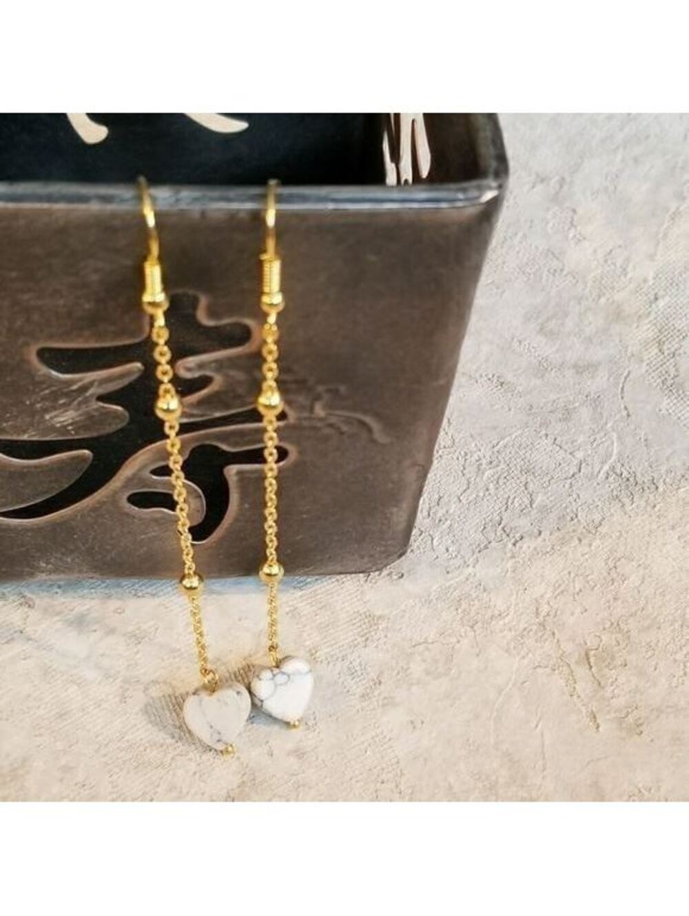Heart Gold Chain Earrings White Howlite